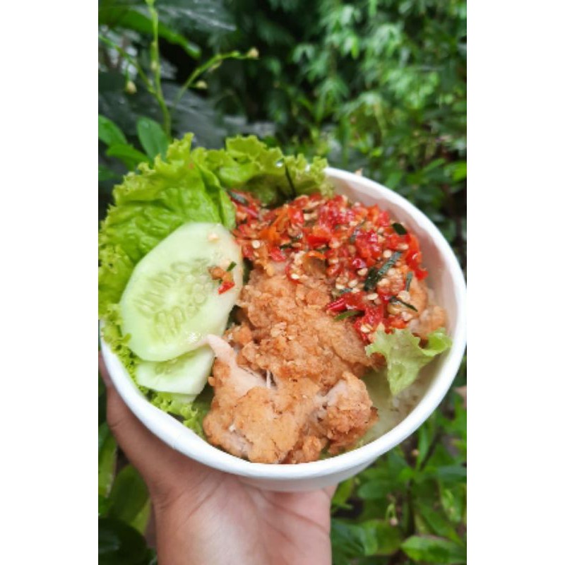 Rice Bowl Ayam Geprek + Sambal Astagfirullah + lalapan