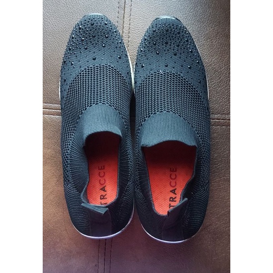 Sepatu Tracce