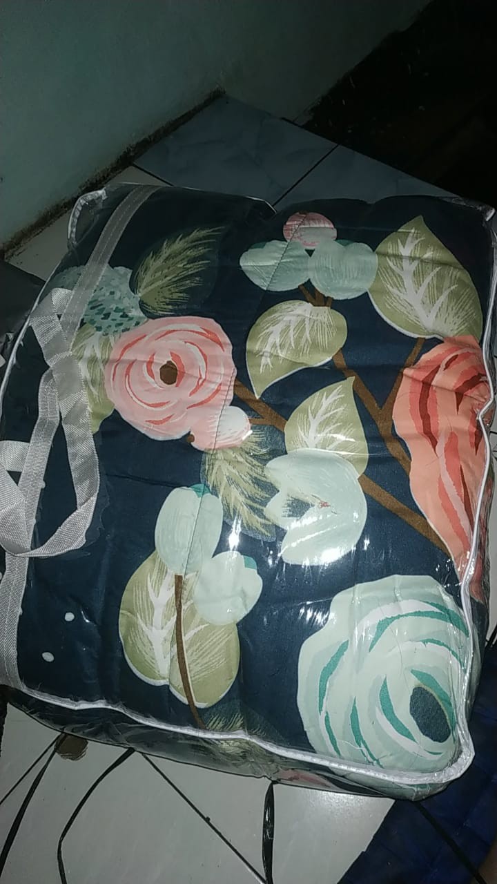 Terbaru !!! Bedcover Set & Sprei Ukuran 180x200