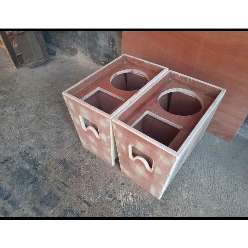 POTONGAN SAJA Box middle 12 inch Single