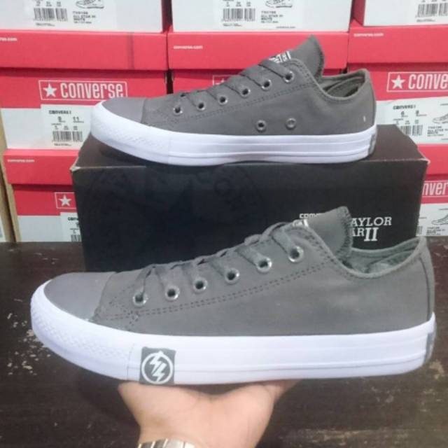 SEPATU CONVERSE MADE IN VIETNAM CONVERSE LOW UNDEFEATED UNISEX SNEAKERS ALL STAR CHUCK TAYLOR II