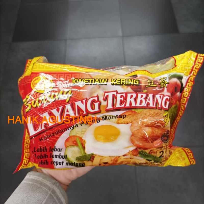 

Kwetiau Kering Cap Burung Layang Terbang 150gr