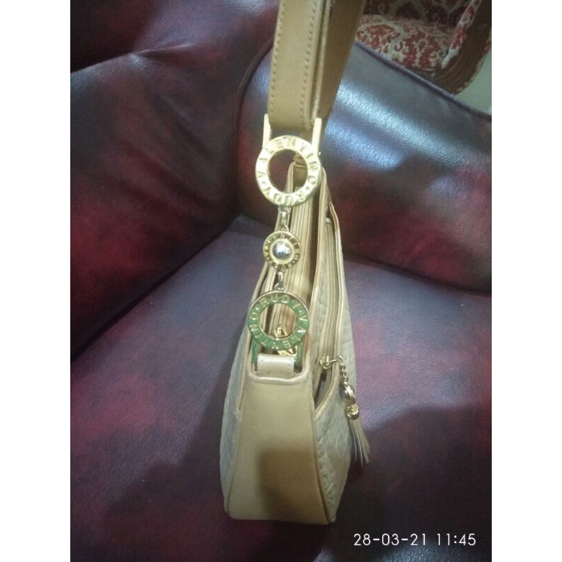 Valentino Rudy Preloved