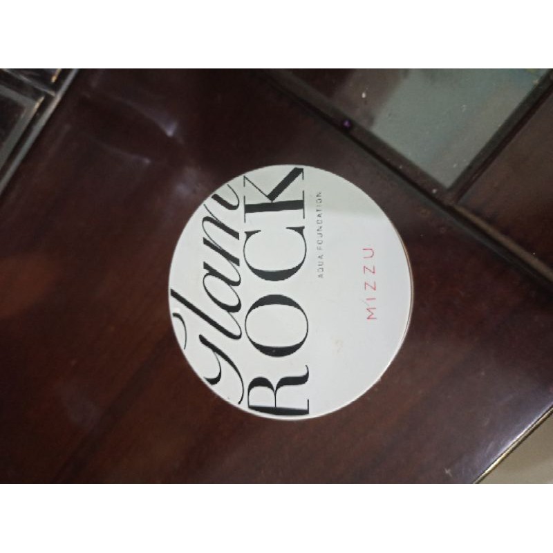 PRELOVED / BEKAS MIZZU GLAM ROCK