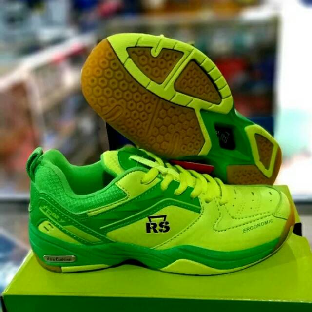 Sepatu badminton RS JF 882 junior