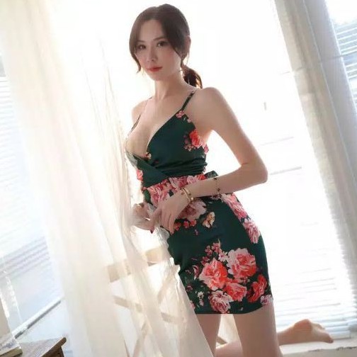 Mini Floral Bodycon Dress Bunga Hijau Sexy Vneck Tali Silang Belakang