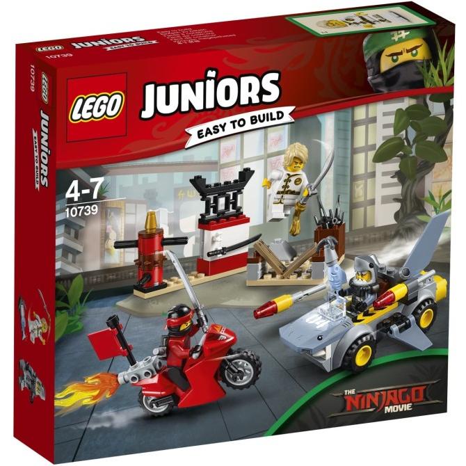 jual LEGO Juniors, Shark Attack (10739)