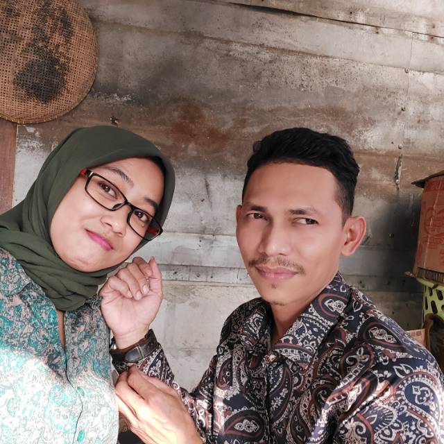 yanieapriliani861986