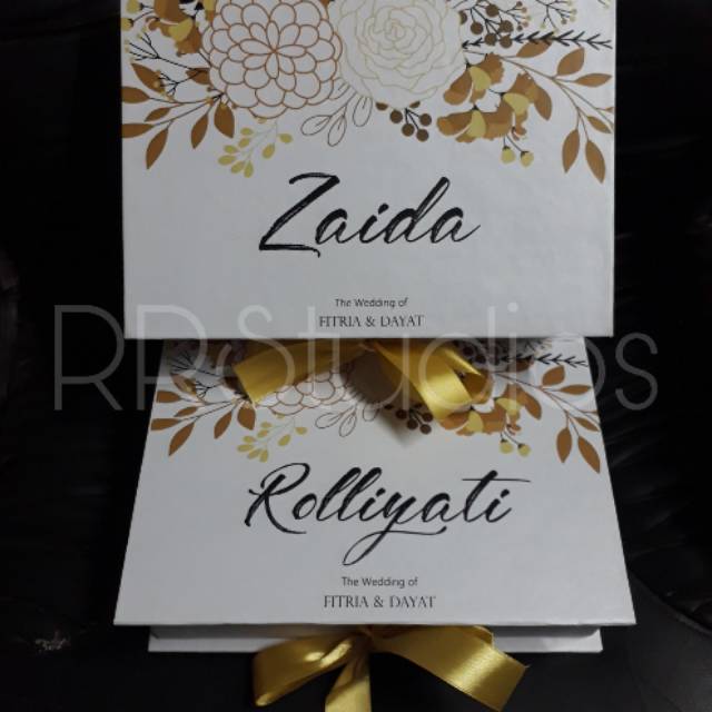 

Bridesmaid Box Pita (30x25x5cm)