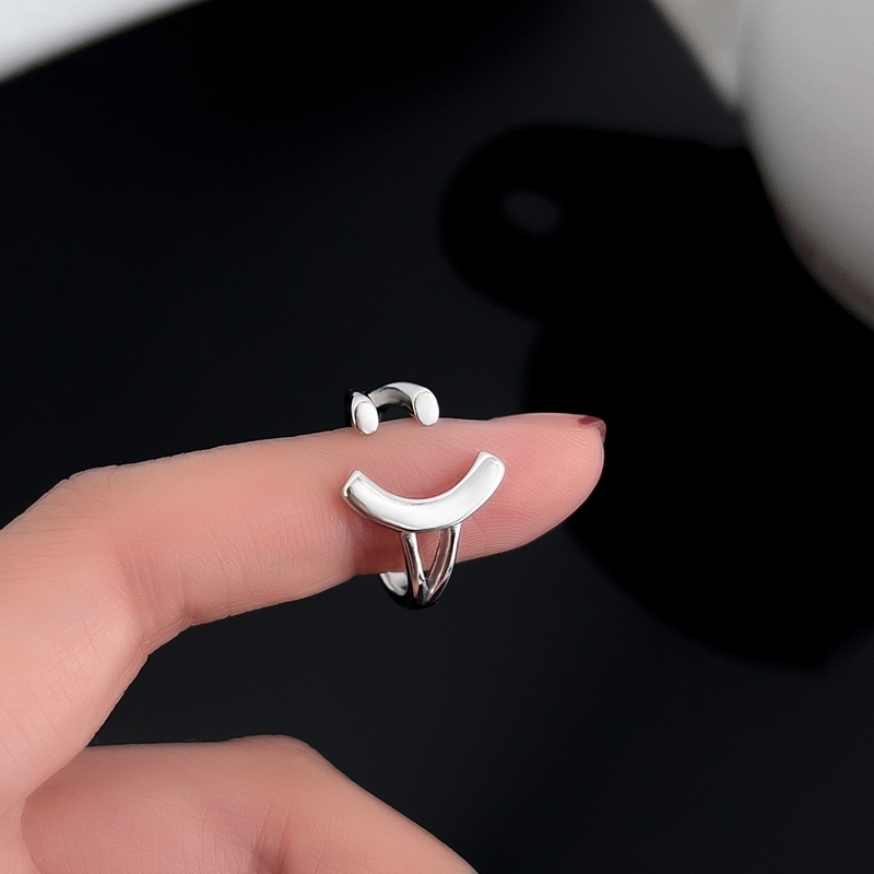 Cincin Desain Smiley Warna Silver Untuk Aksesoris