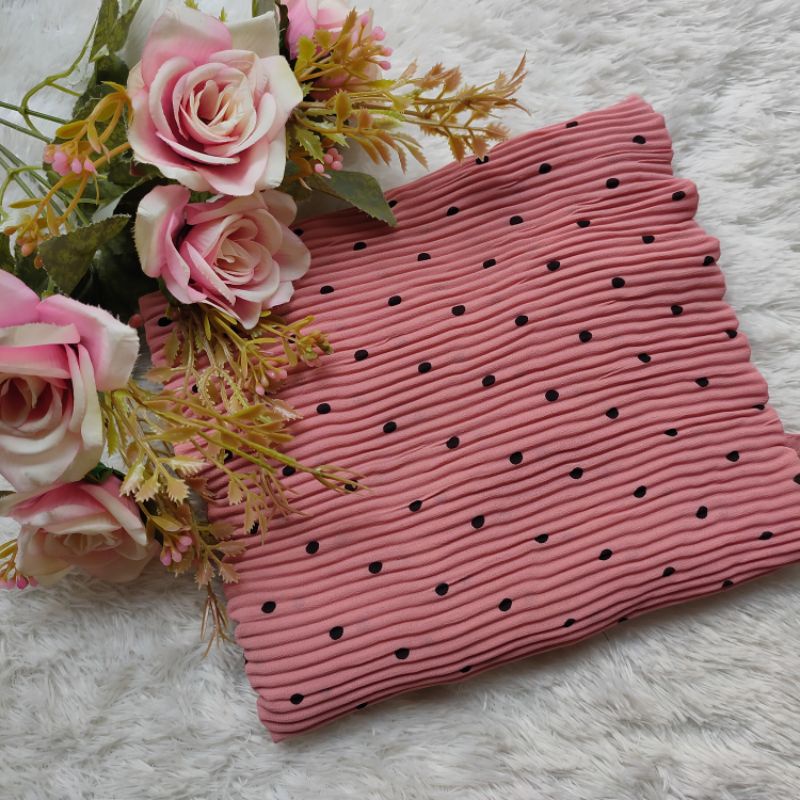 BERGO PLISKET POLKA MH / JILBAB BERGO / BERGO PLISKET MOTIF / JILBAB PLISKET / BERGO TALI / PLISKET POLKA-Salmon