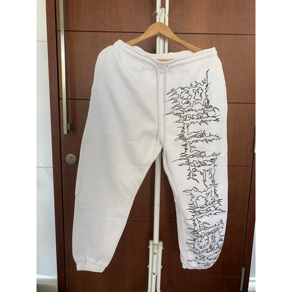 billie eilish pants bershka