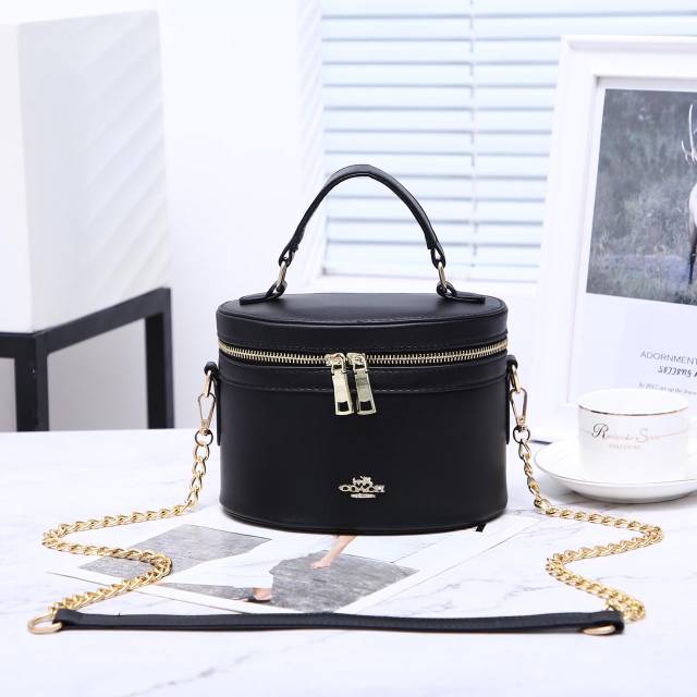 *COACH Cosmetics Case Leather Bag With Sling Strap Q1830