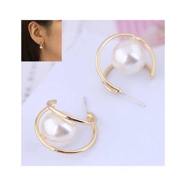 LRC Anting Tusuk Fashion Gold 925 Silver Needle Pearl Stud Earrings A58946