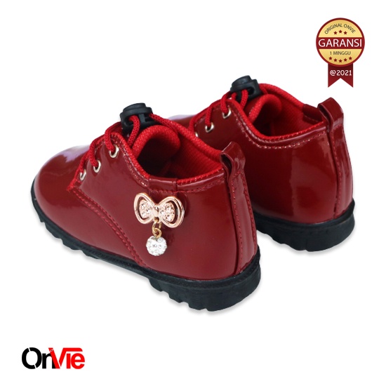 Sepatu Loafers Anak Perempuan Glossy Motif Pita Mutiara | Sepatu Kids Onvie