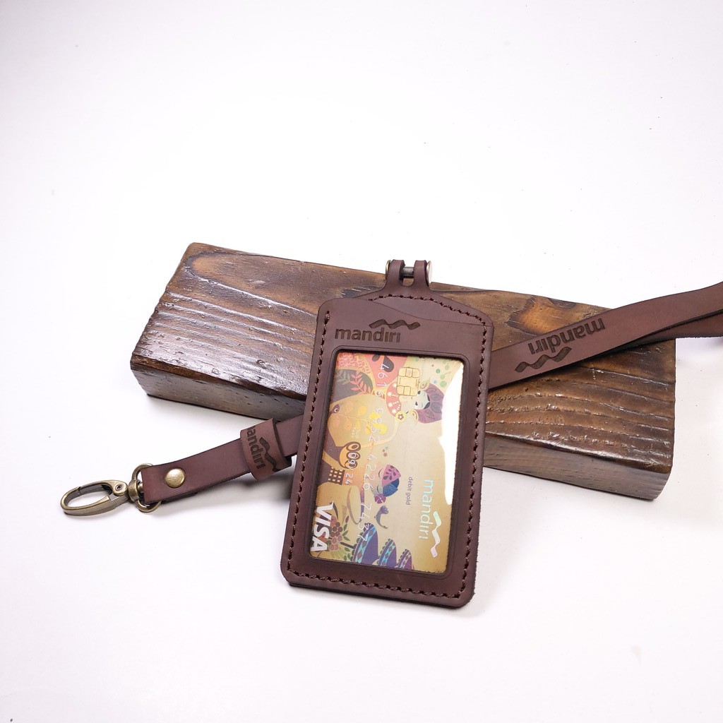 

ID CARD HOLDER KULIT SAPI CUSTOM NAMA DAN LOGO MODEL BASIC PALANG TERBARU WARNA COKLAT CRAZY HORSE