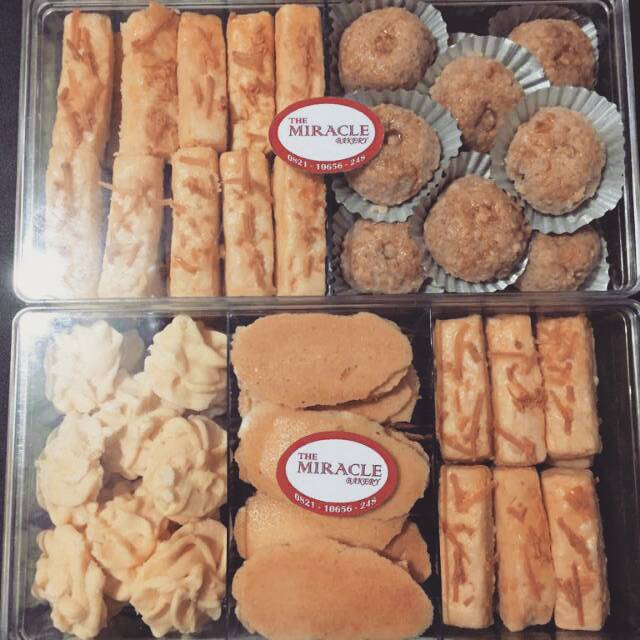 

Kue kue kering