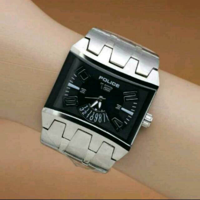 JAM TANGAN PRIA POLICE