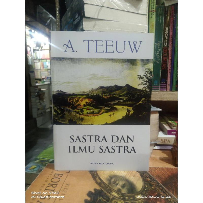BUKU SASTRA DAN ILMU SASTRA