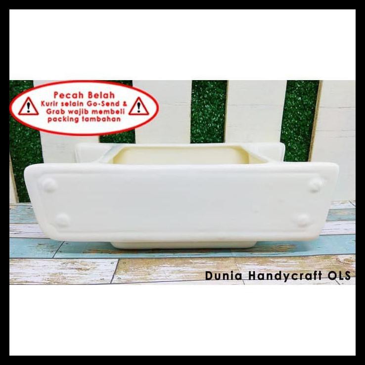 Vas / Pot Bunga Keramik Kotak Bambu