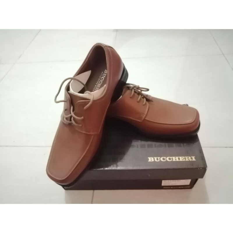 Sepatu Pria Buccheri Original 41