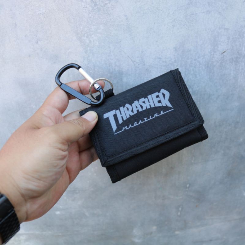 Dompet thrasher gaines