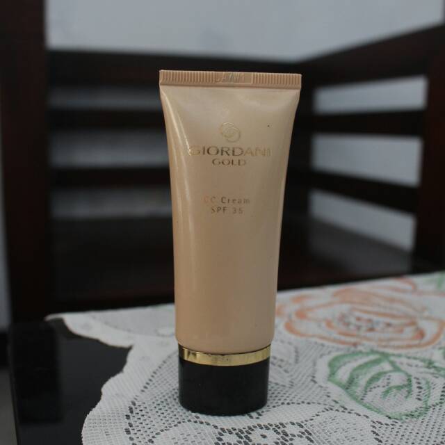 Oriflame Giordani Gold CC Cream SPF 35