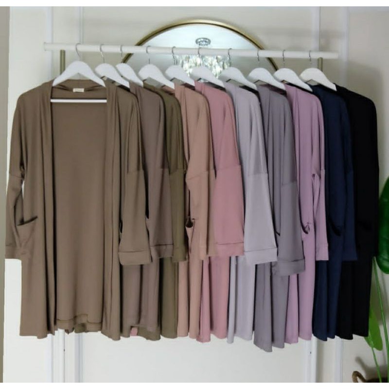 Eliza Cardi by Sabinaselly