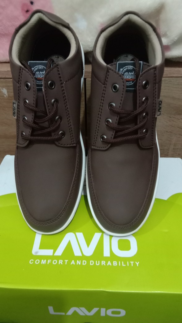  sepatu  casual  pria original lavio  arnold new termurah 