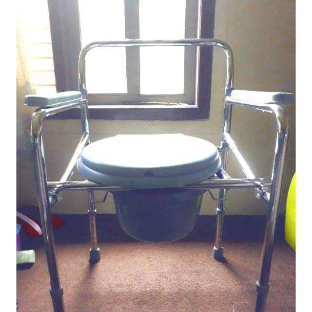  Kursi  BAB Merk  Nagoya Commode Chair Kursi  BAB Manula 