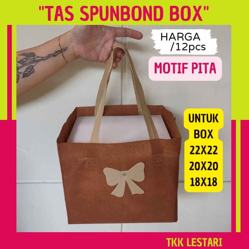 

Tas spunbond box 22x22 20x20 motif pita / tas spunbond box motif pita / tas spunbond full press / tas spunbond box nasi ukuran 22x22 20x20 / tas souvenir / tas hajatan / tas syukuran / tas box nasi / tas hampers
