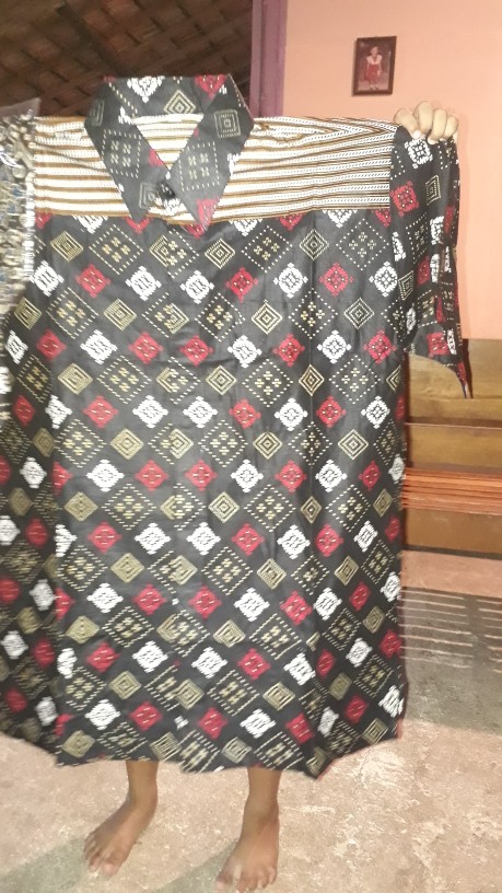 Kemejabatikpria/batikpria/batikcowok/bajubatik/pakaianbatik/batikpekalongan/batik Oval Terpopuler