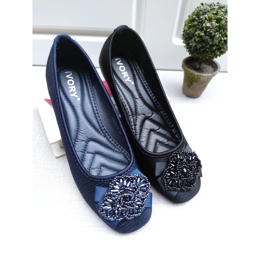 IVORY - Sepatu Wanita Flat Fashion Import Satin 993-E10