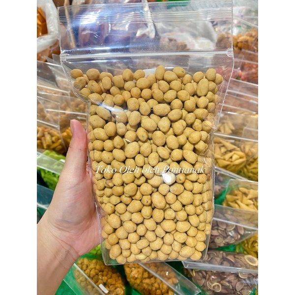

Kacang Atom 500gr/ Snack imlek/ Snack cny