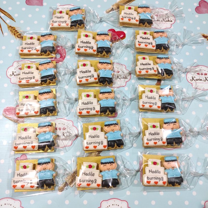

HAMPERS, SOUVENIR KUKIS ULTAH ANAK COWOK ISI 2 (minimal 10pack)