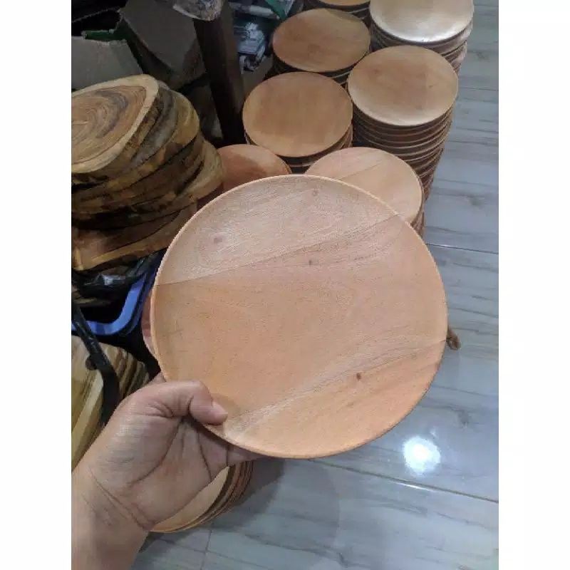 Piring Kayu diameter 20 cm