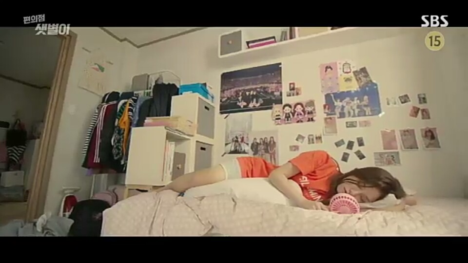 Cetak Polaroid Mini Ukuran (5,2 Cm X 7,75 Cm) Proses Kilat