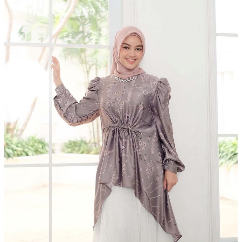 SEMESTA TUNIK DOVE VANILLA HIJAB