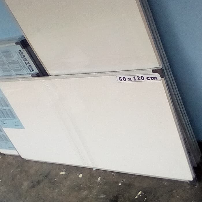 

whiteboard magnetik 60 × 120 Cm