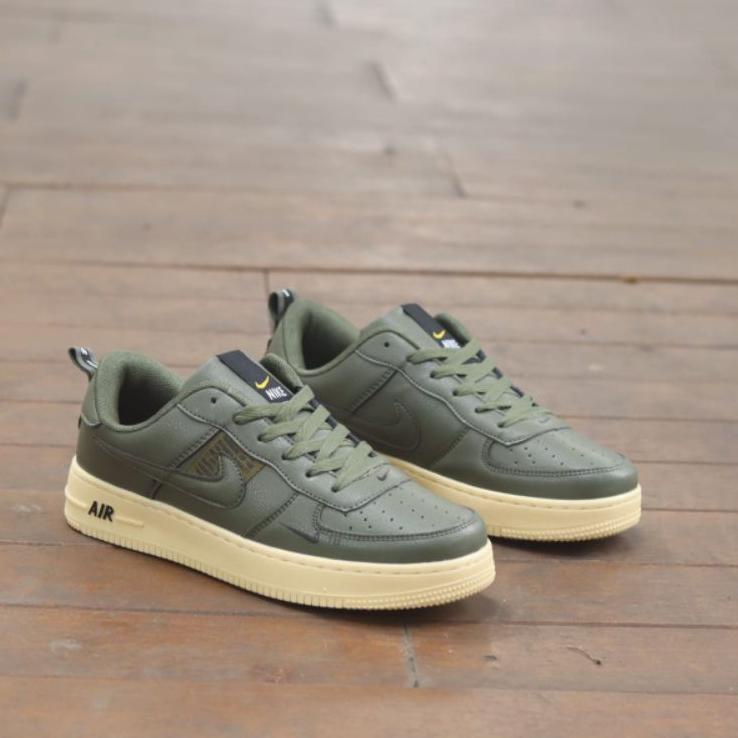 LANGSUNG KIRIM.. SEPATU SNEAKERS PRIA NIKE AF1 UTILITY SEPATU JALAN PRIA SEPATU PRIA GRET ORI