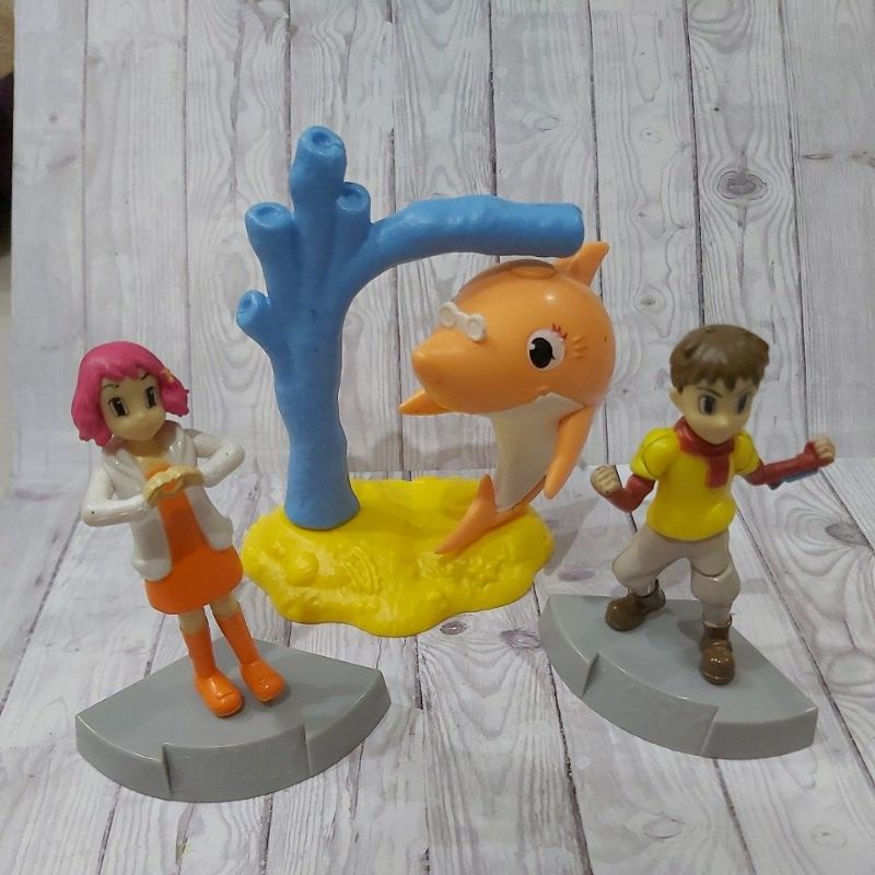 Mainan Preloved KFC Baby Shark (Grandma) dan Tobot