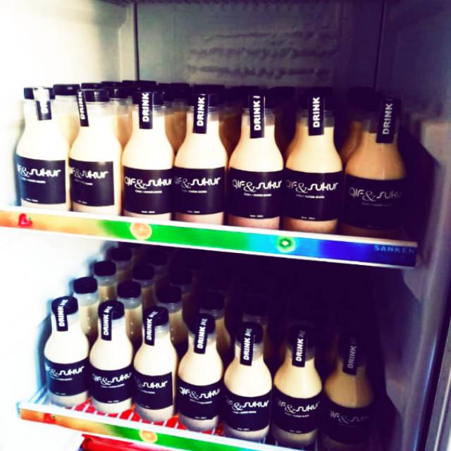 

Sukur(susu kurma)bagus untuk ibu menyusui+no bahan pengawet di jamin daah maknyus cobain yuk