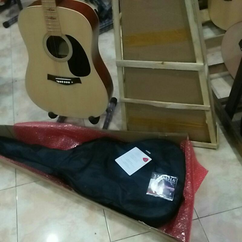 Gitar Taylor Inlay