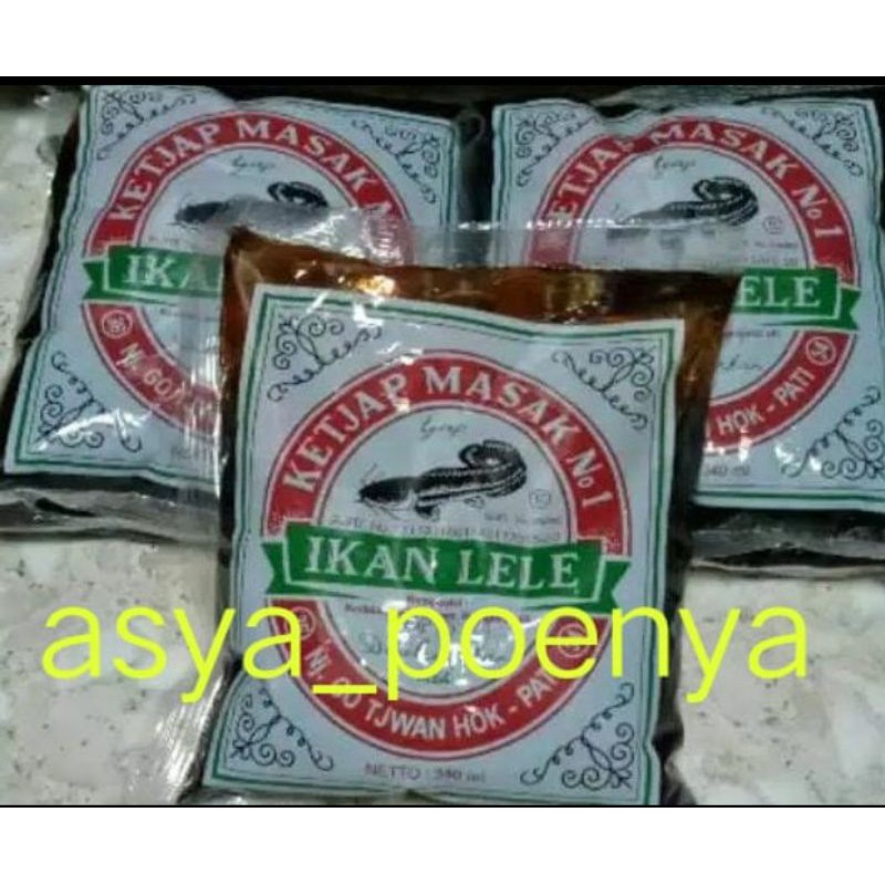 

ketcap masak no 1 ikan lele Nj. Go Tjwan Hok kecap cap lele khas pati