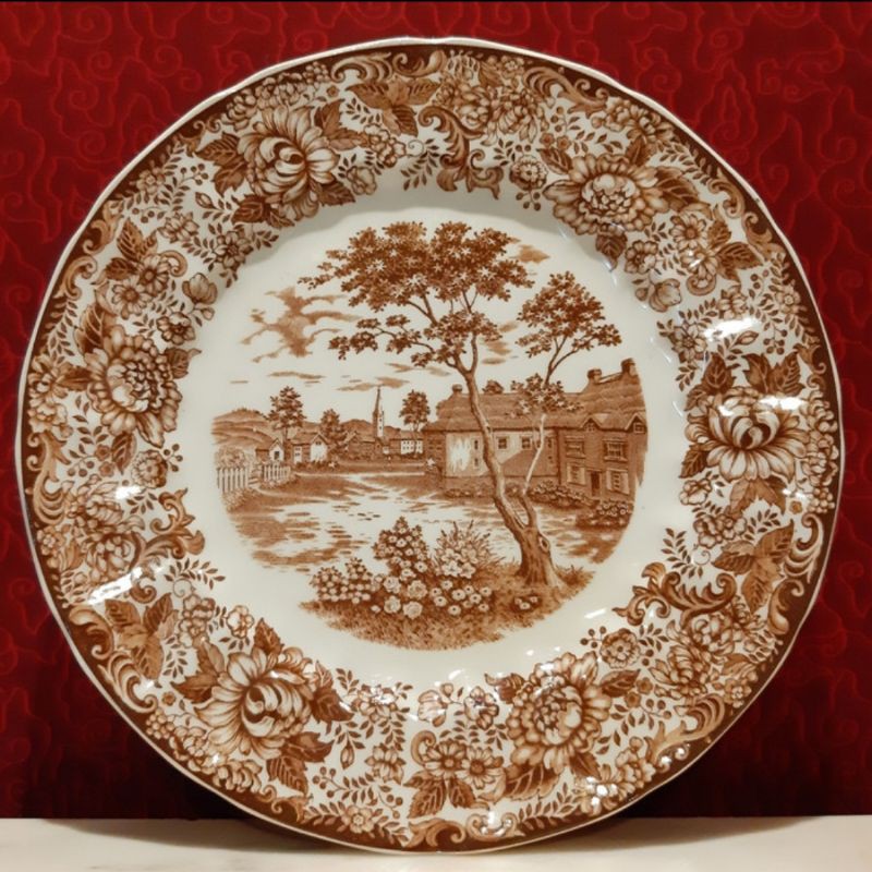 Piring Porselain Hiasan Dinding Ukuran Besar Motif Rumah Eropa