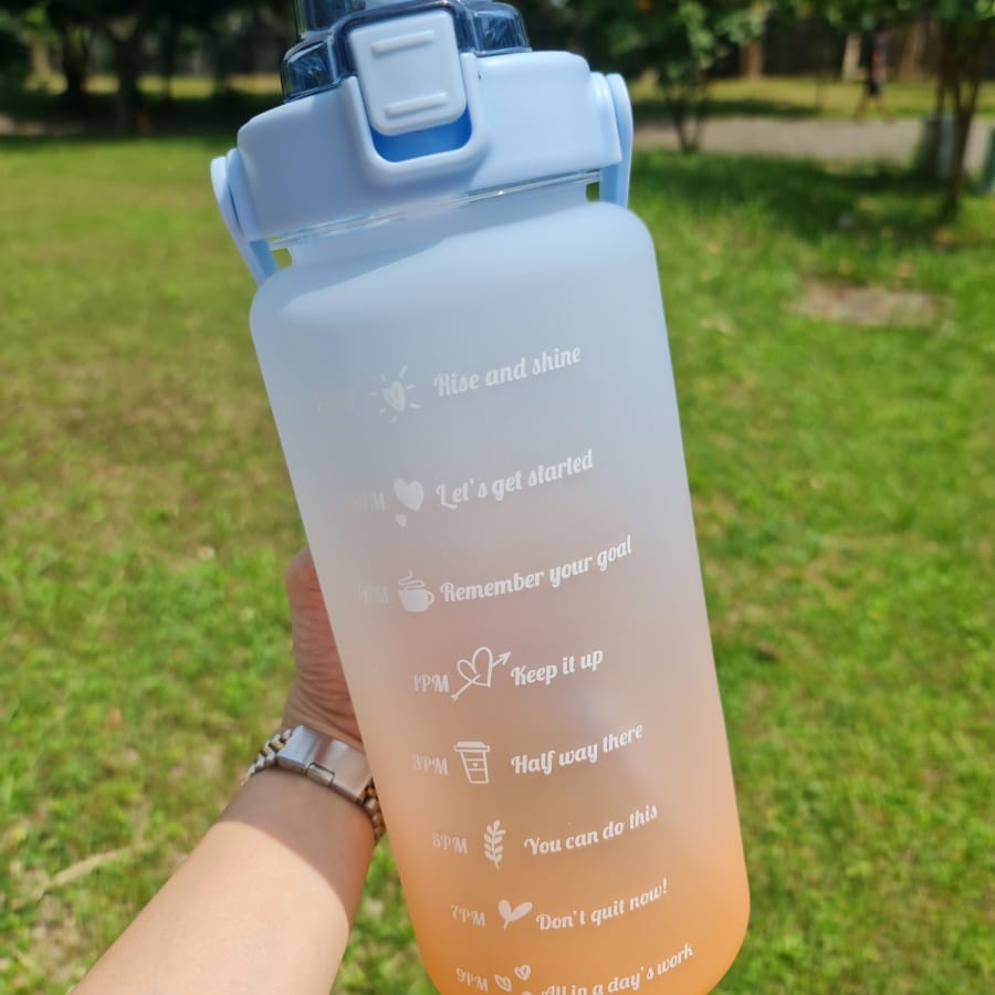 Botol Minum Besar Sedotan 2 Liter Kekinian Viral / Botol Minum Motivasi 2000 Ml