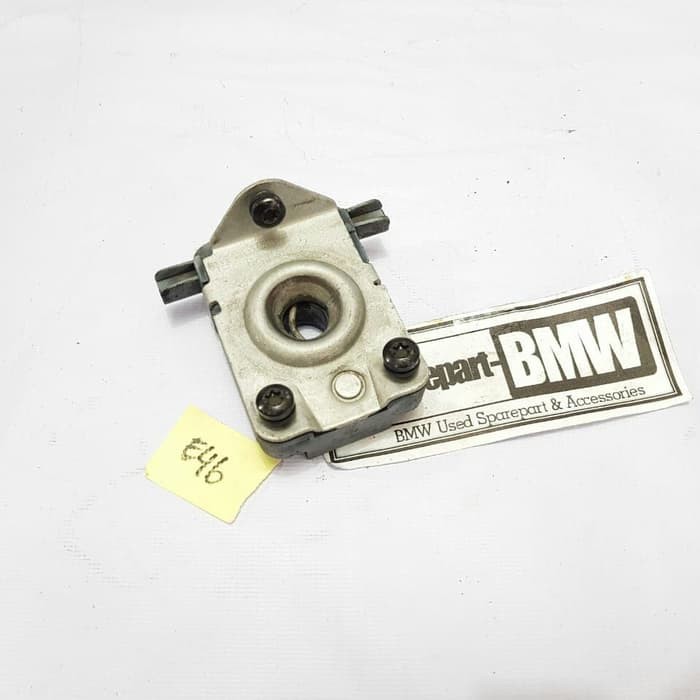 Lock Kap Mesin Bawah BMW E46