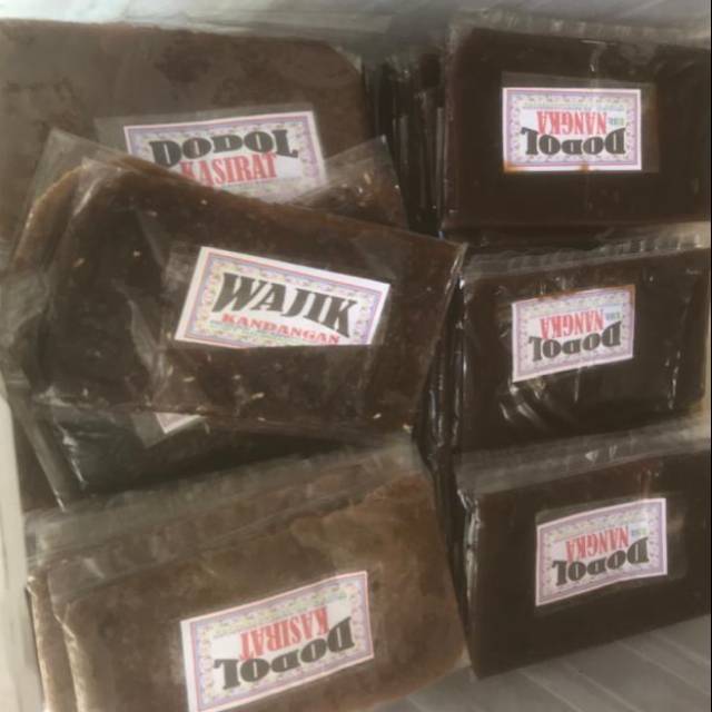 

BAYAR COD DODOL KANDANGAN ASLI 100% ORIGINAL MAKANAN KHAS KALIMANTAN DODOL RASA ENAK GURIH LEZAT