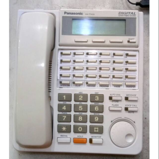 Panasonic telephone KX-T7433 bekas