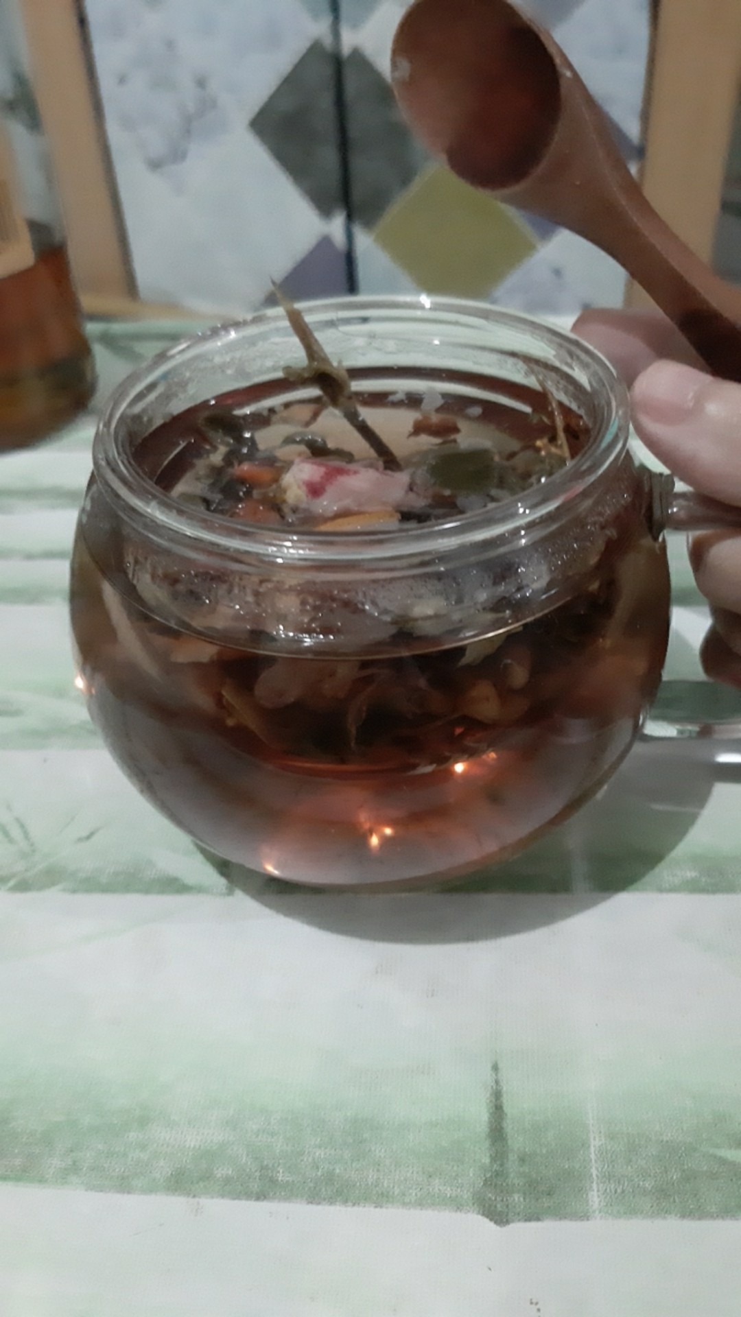 Gelas Cangkir Teh Saringan / Glass Infuser Tea Cup / Teko Teh Kaca 300 Ml